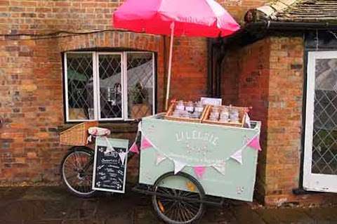 L'il Elsie The Vintage Sweet Shop Bike photo